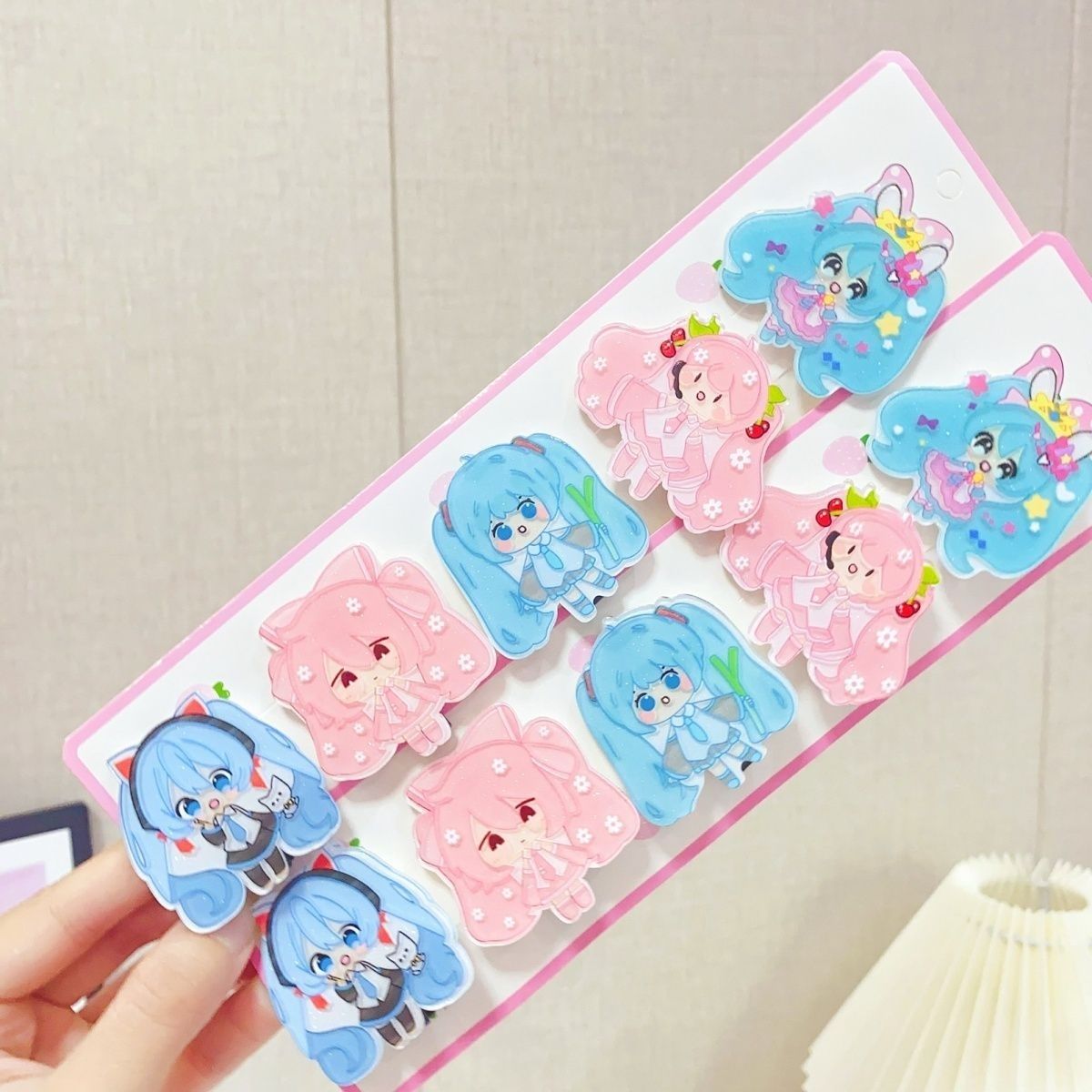 Hatsune Miku cartoon hair clip - Cosplay Anime N recension och pris