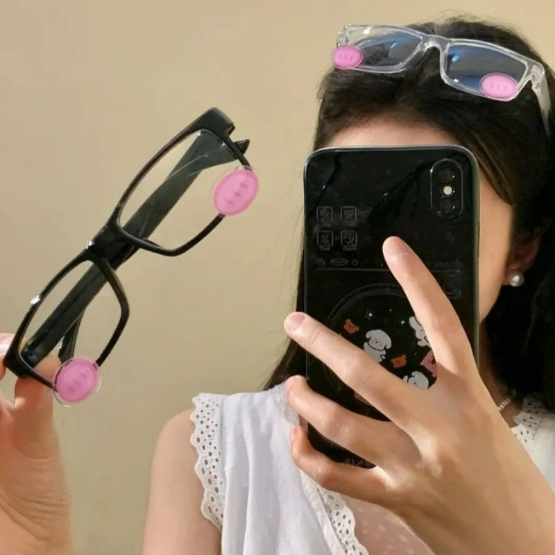 Cute Blush Glasses Anime Style - Anime Cosplay Girl Photo recension och pris